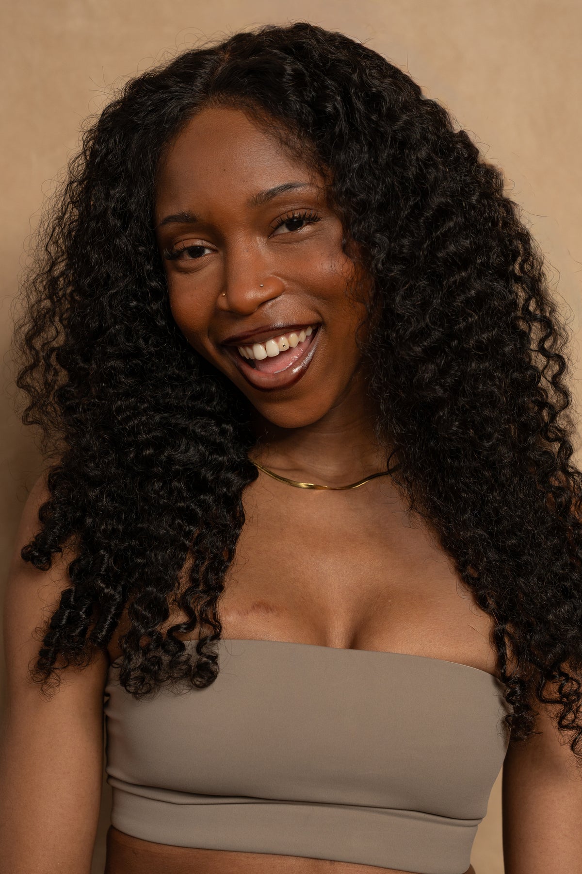 13x5 Glueless Wig – Blow-Out Texture | Wider Parting Space